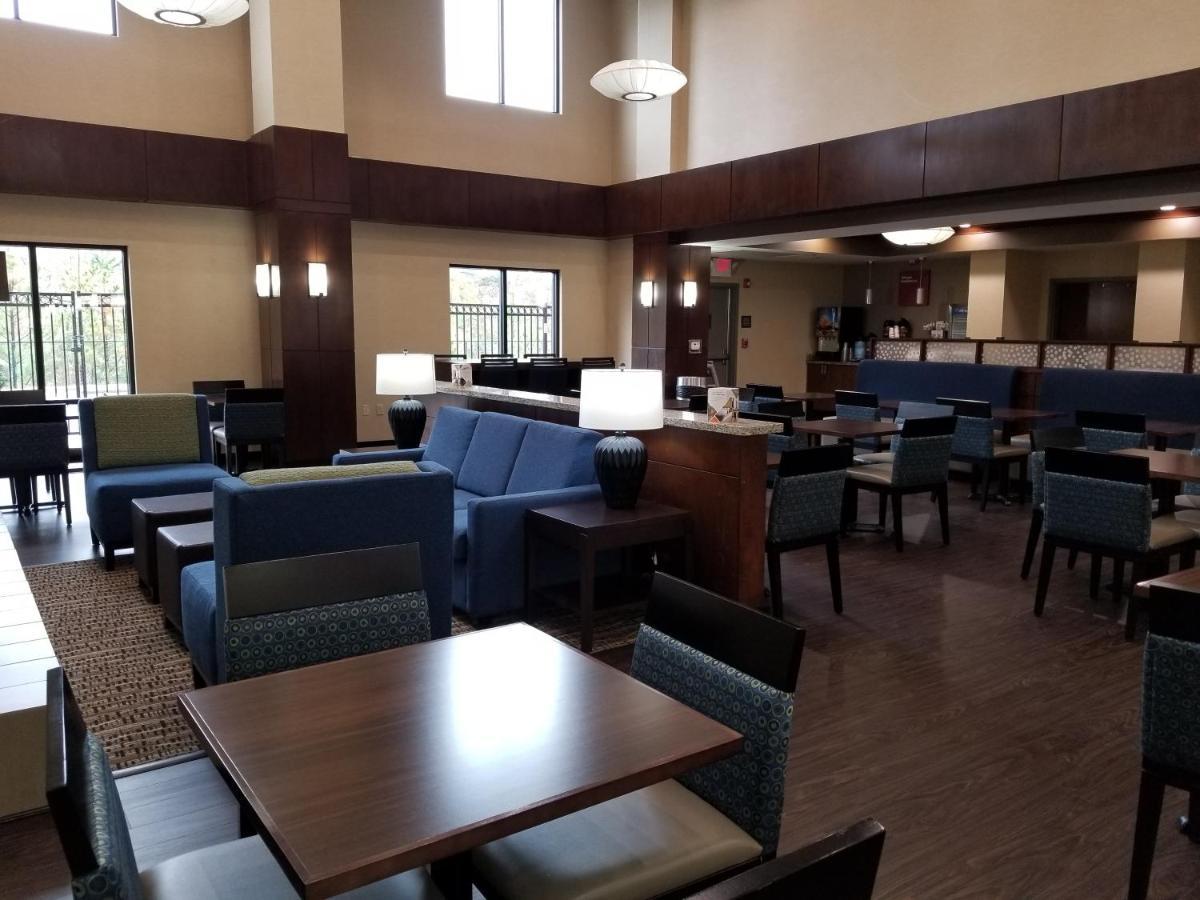 Comfort Suites Little Rock West Exteriér fotografie