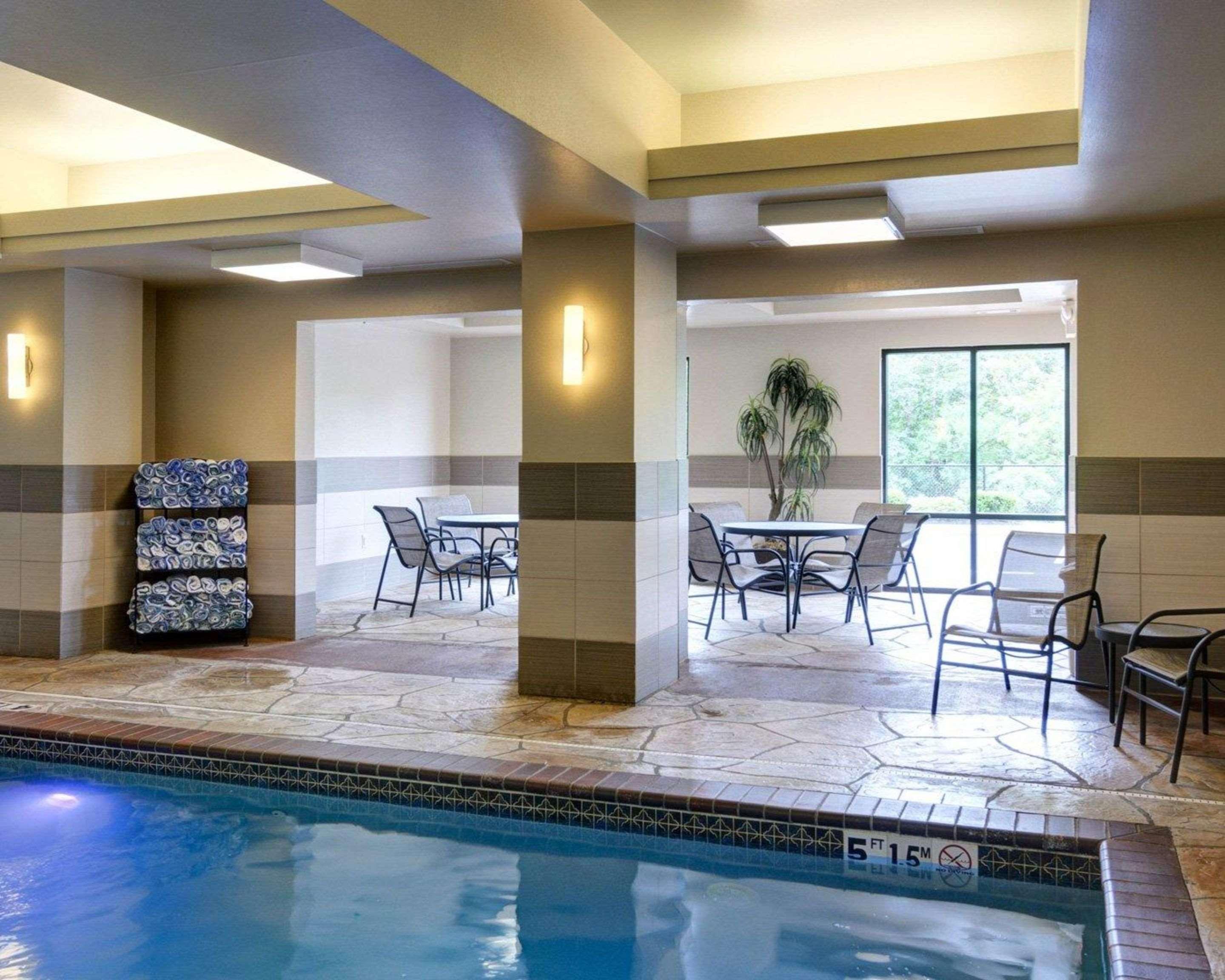 Comfort Suites Little Rock West Exteriér fotografie